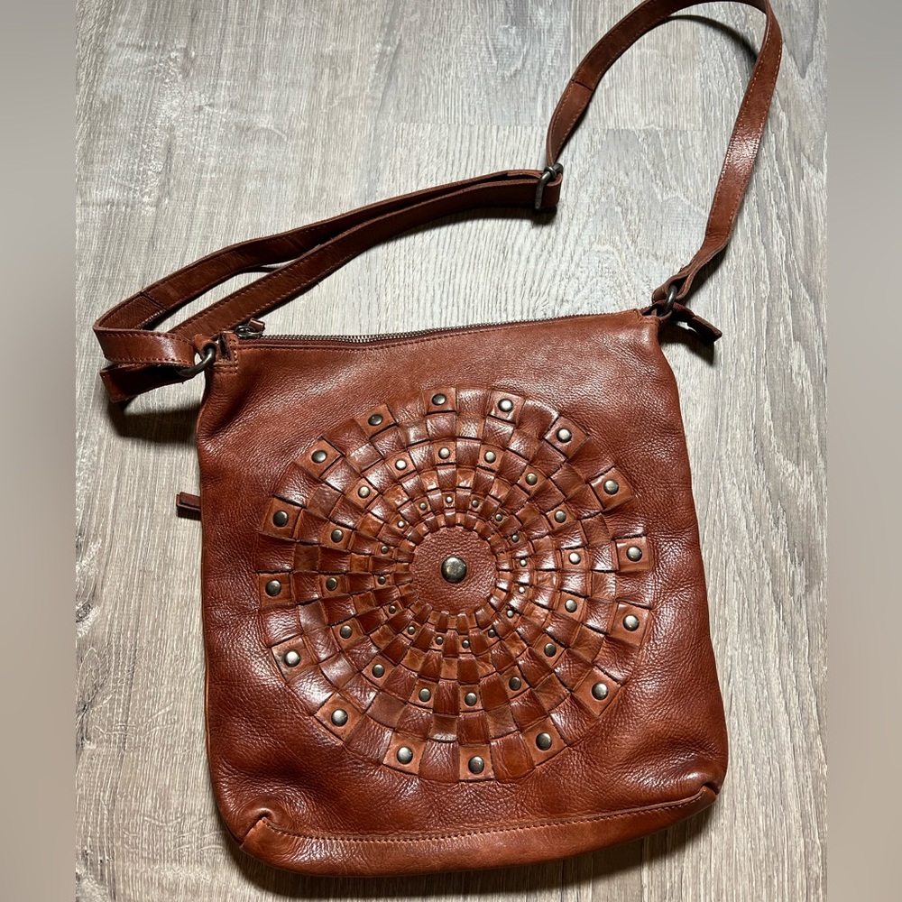 Vilenca Holland‎ Woven Leather Studded Purse